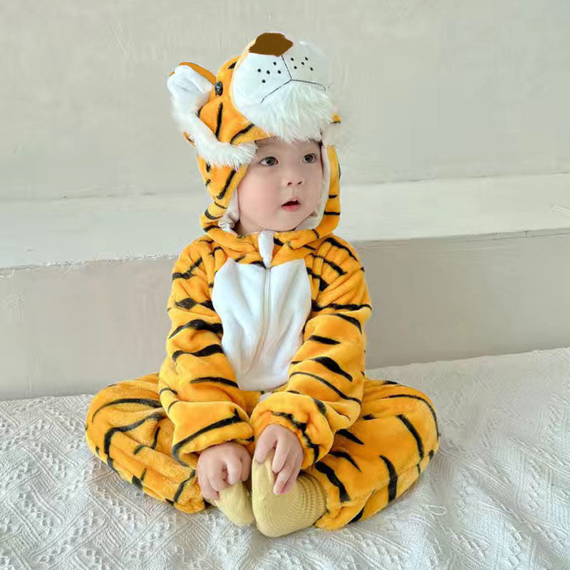 Autumn baby clothes