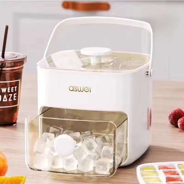 Press Type Ice Cube Molder