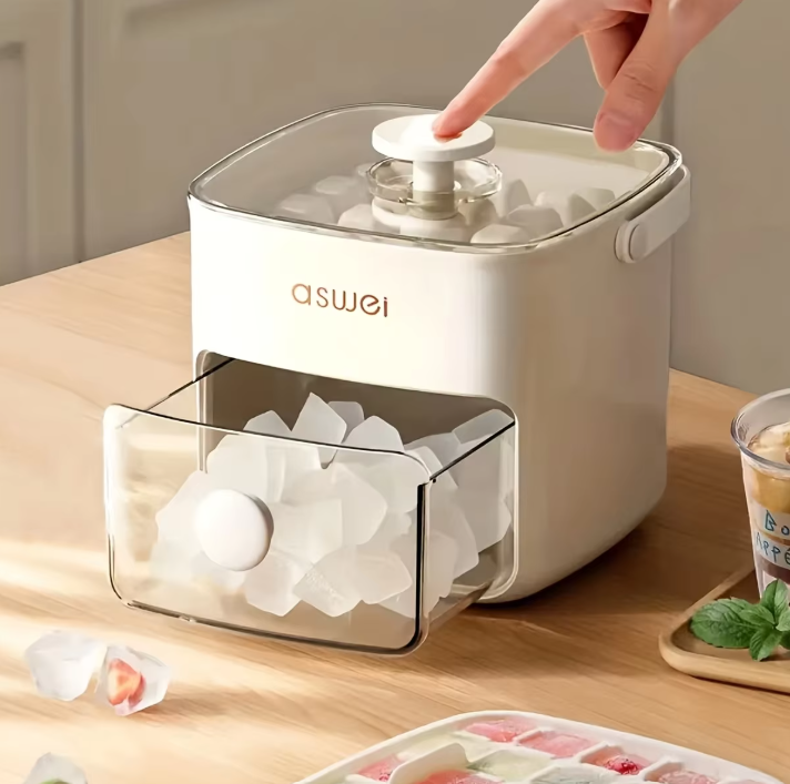 Press Type Ice Cube Molder
